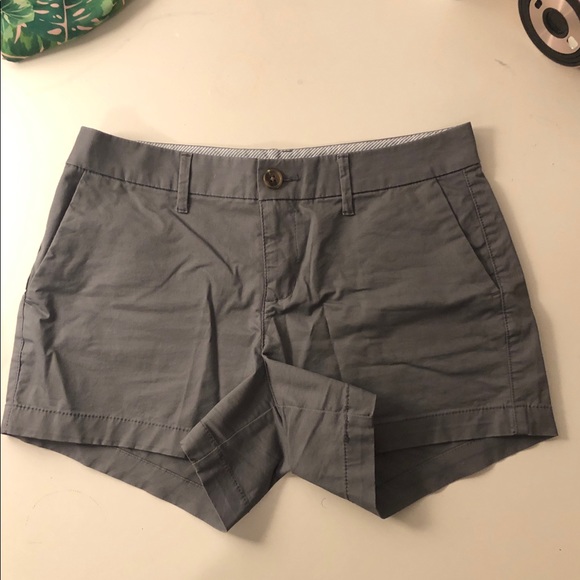Old Navy Every day shorts | Grey | SIZE 0 NWOT - Picture 1 of 6